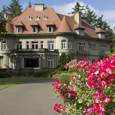 exterior of Pittock Mansion